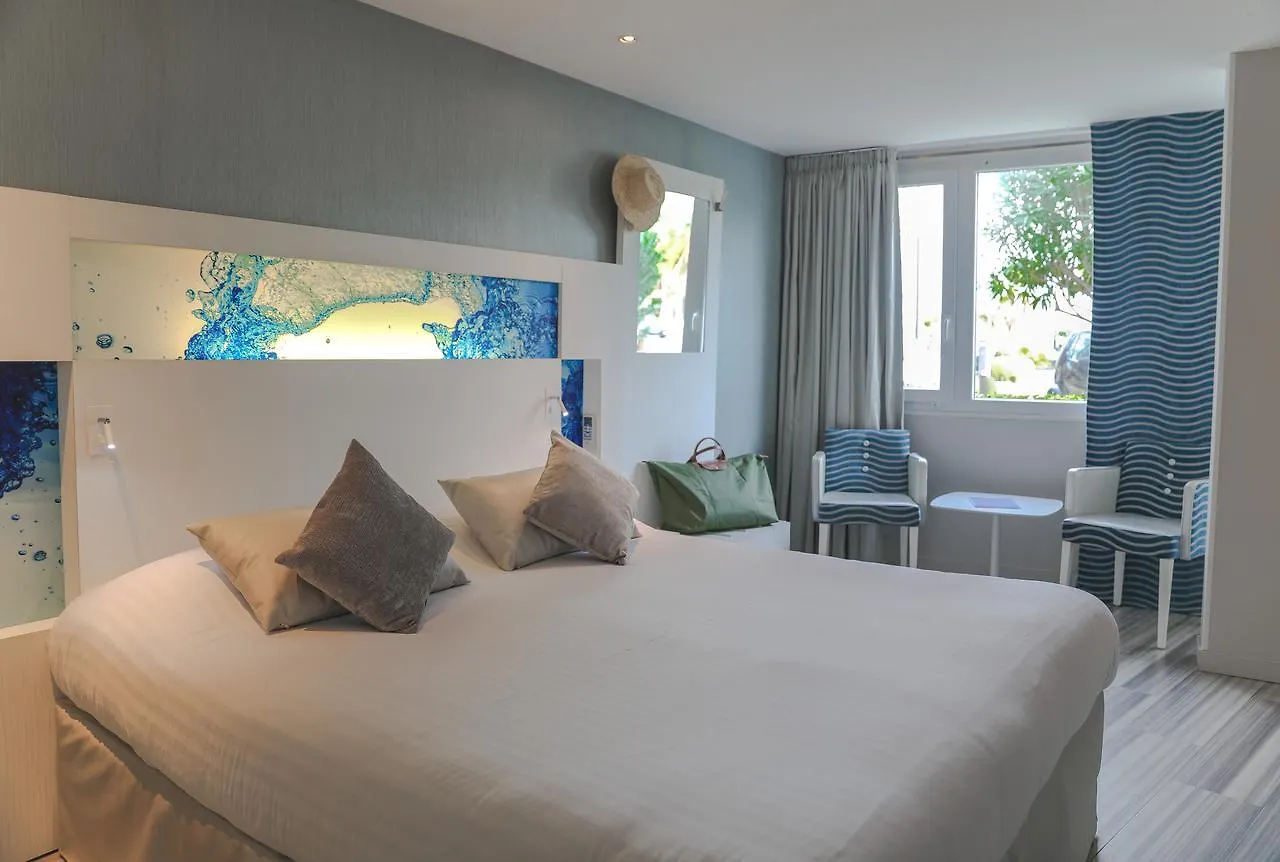 ***  Hotel Josse Antibes France