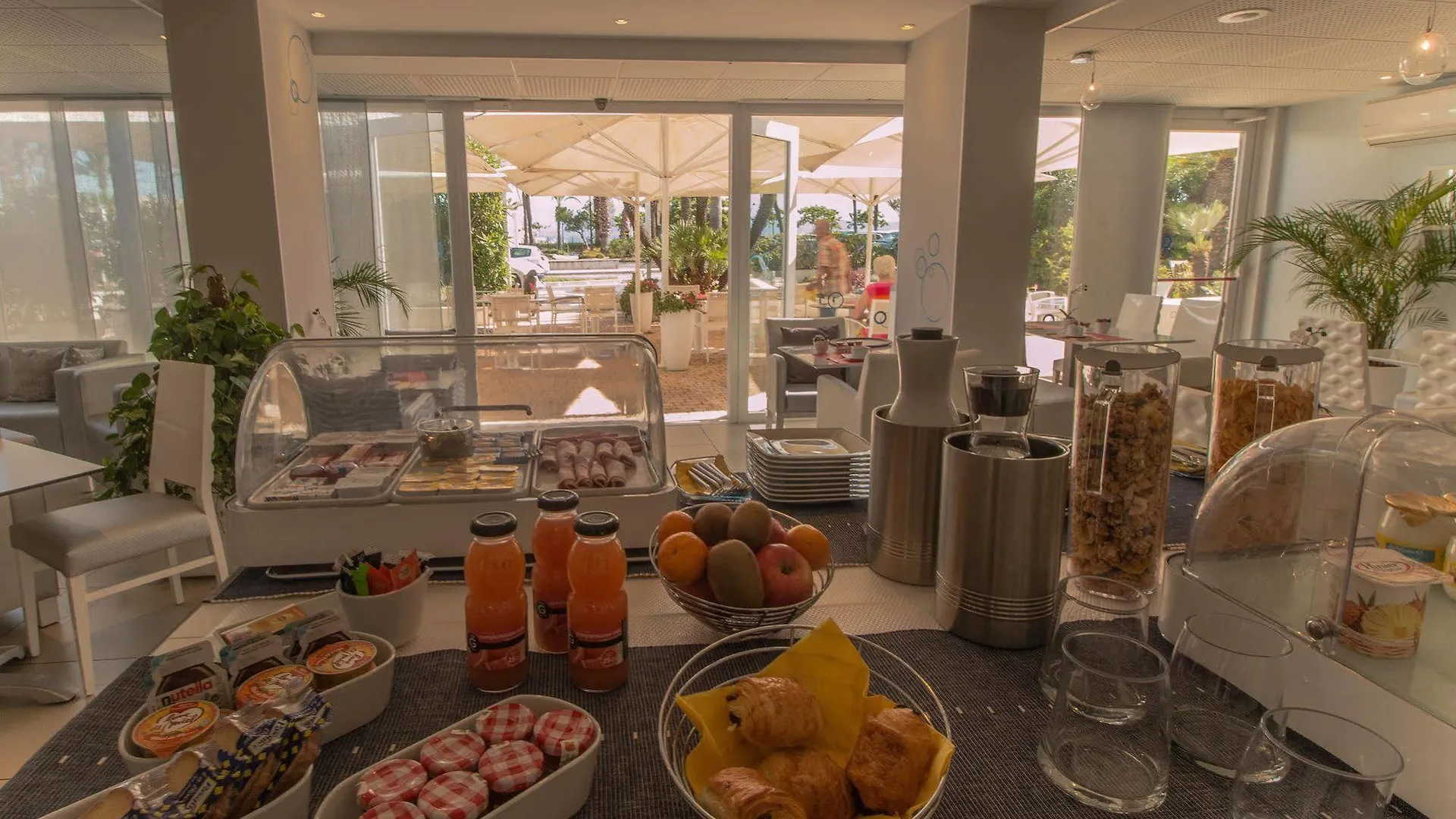 ***  Hotel Josse Antibes France